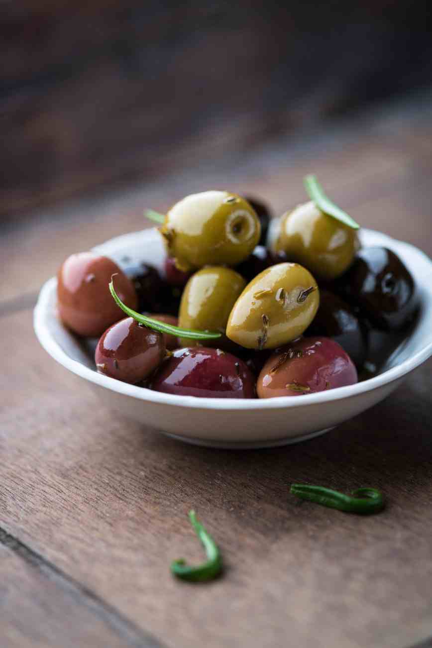 Holiday Gift Guide Lindsay's Olives