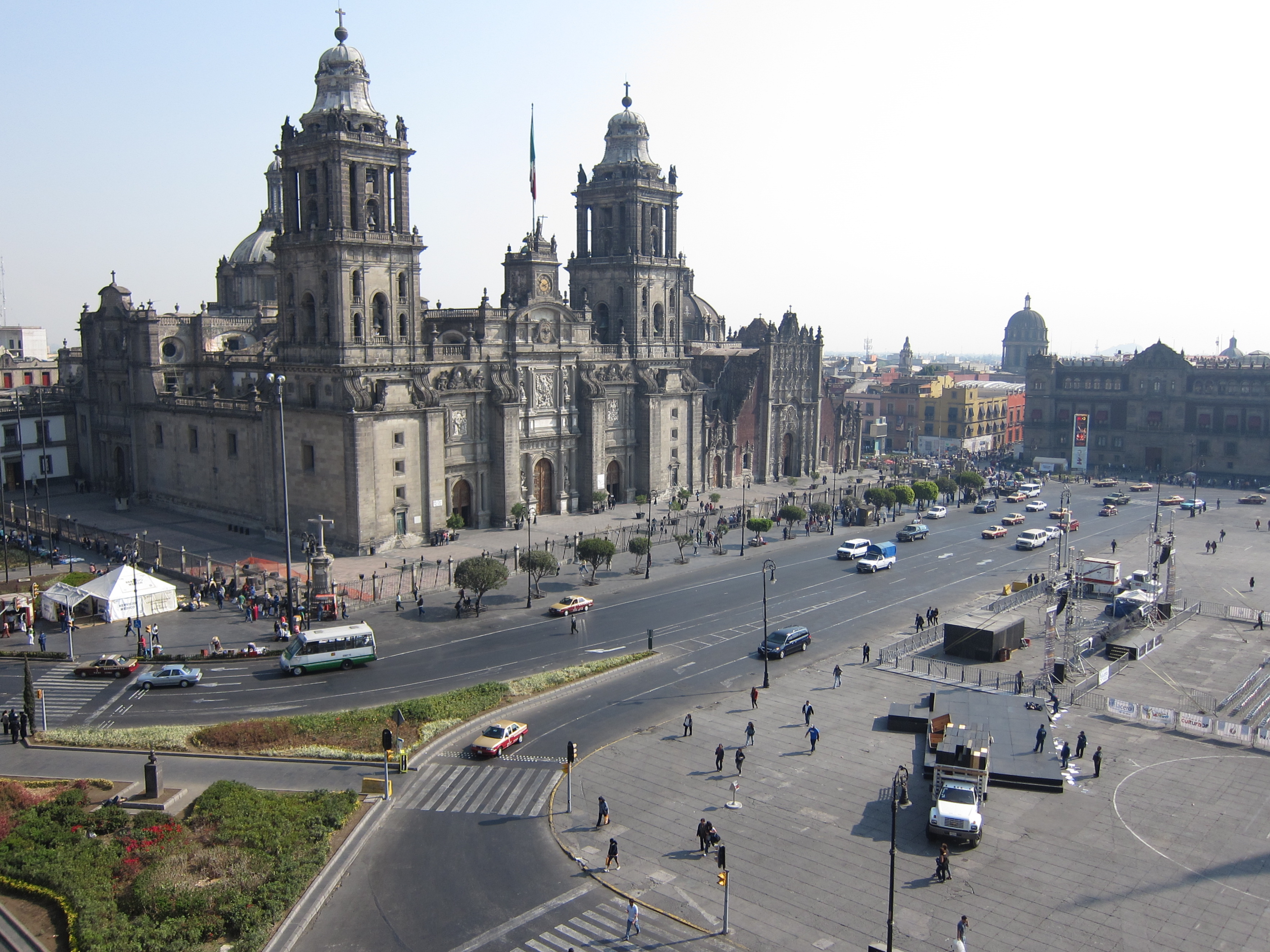 Mexico_City_Zocalo_Cathedral