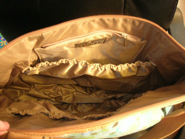 Inside momi Tweet Bag