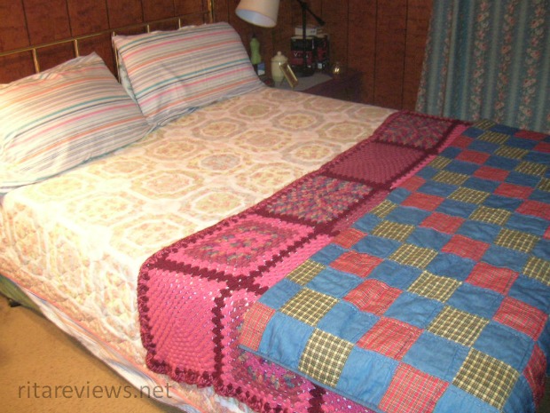 Old Bed Set