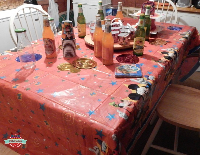 Disney Party Table