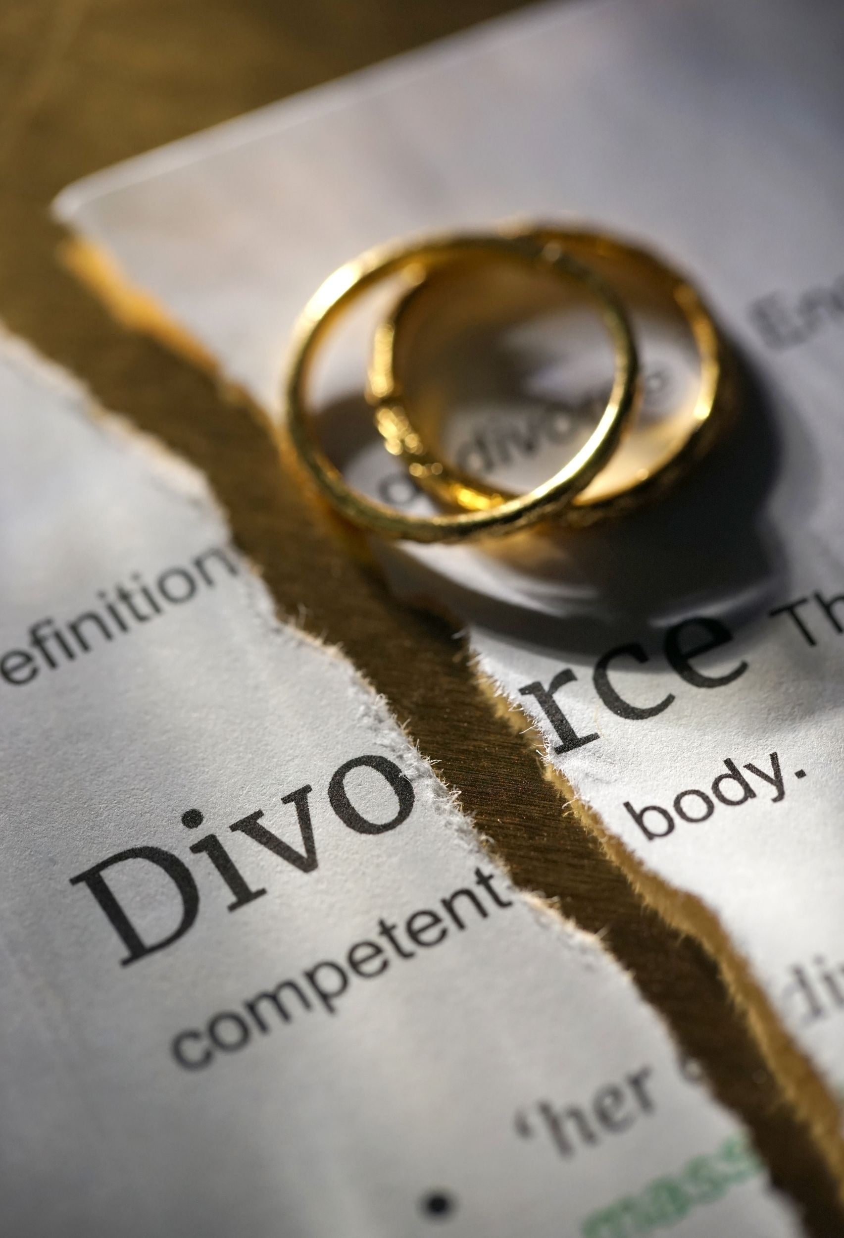An Essential Guide for Your New Life After Divorce - Rita Reviews
