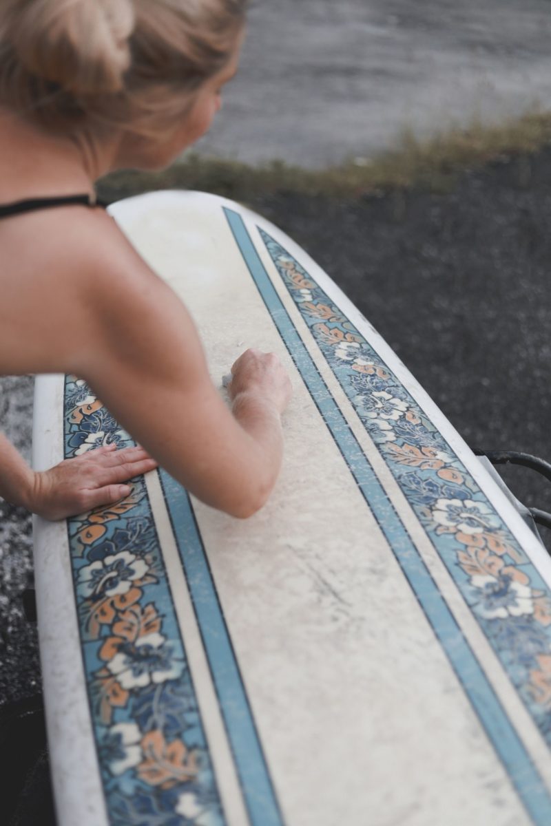 Different Ways To Wax A Surf Board