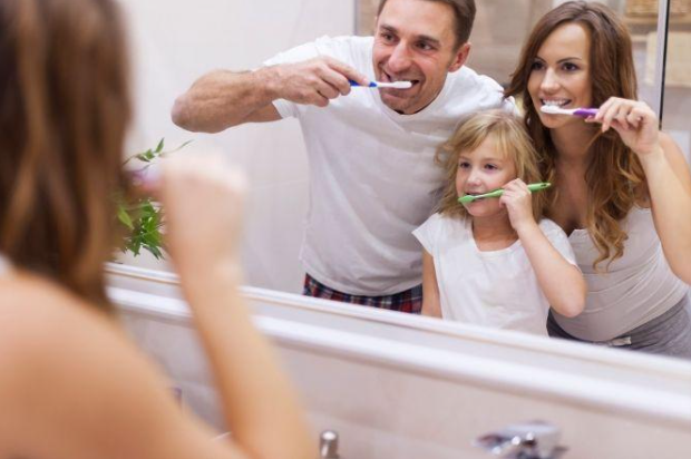 8 Tips for Good Dental Health for the Whole Family