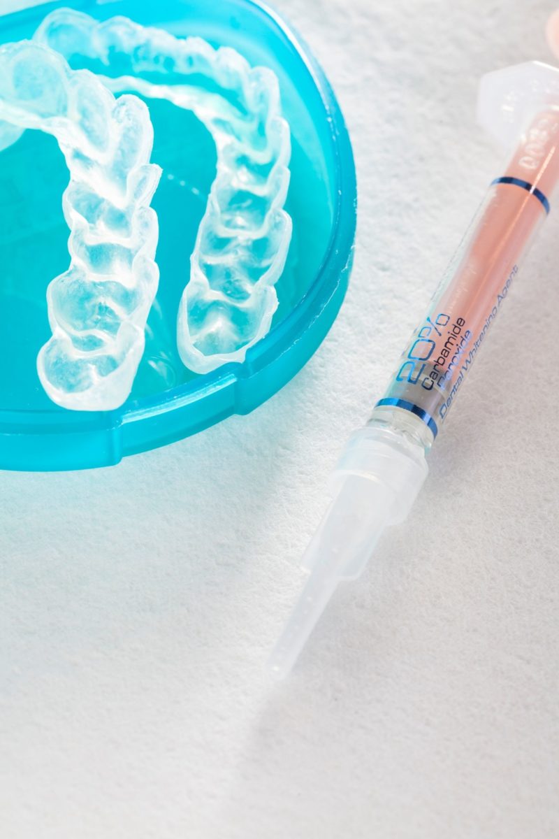 Here’s What You Need To Know About Teeth Whitening