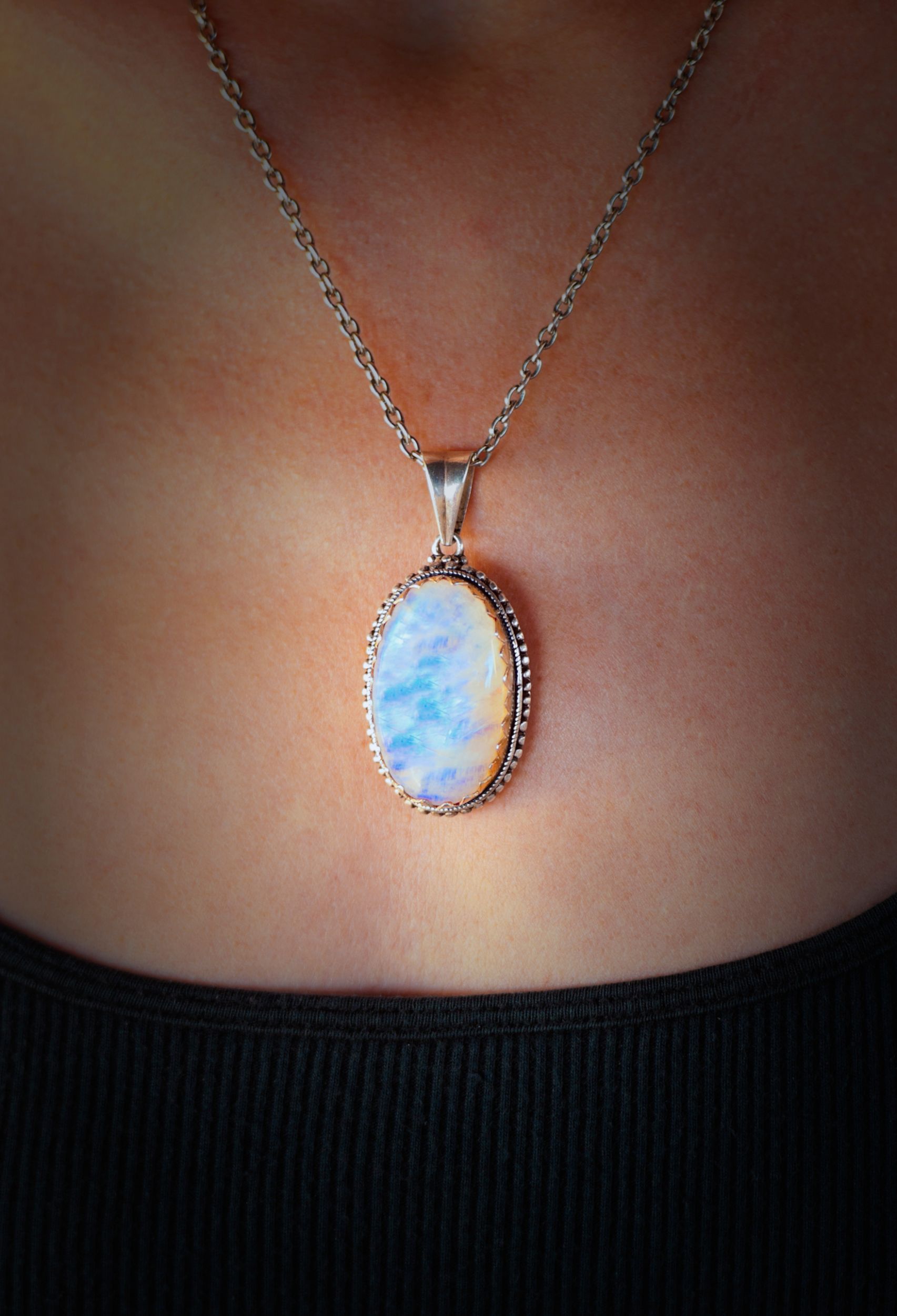 Advantages Of Putting On An Opal