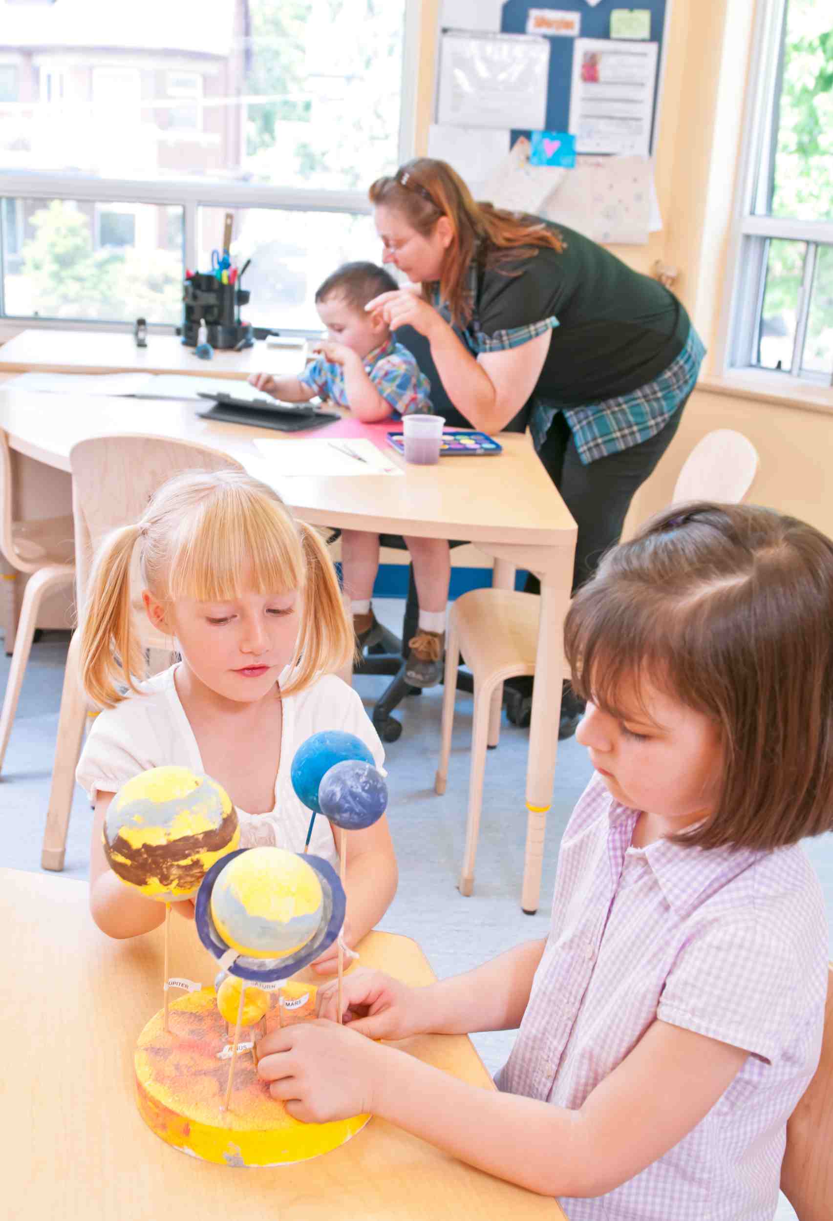 Early Childhood Education Benefits of Enrolling Your Child in Day Care