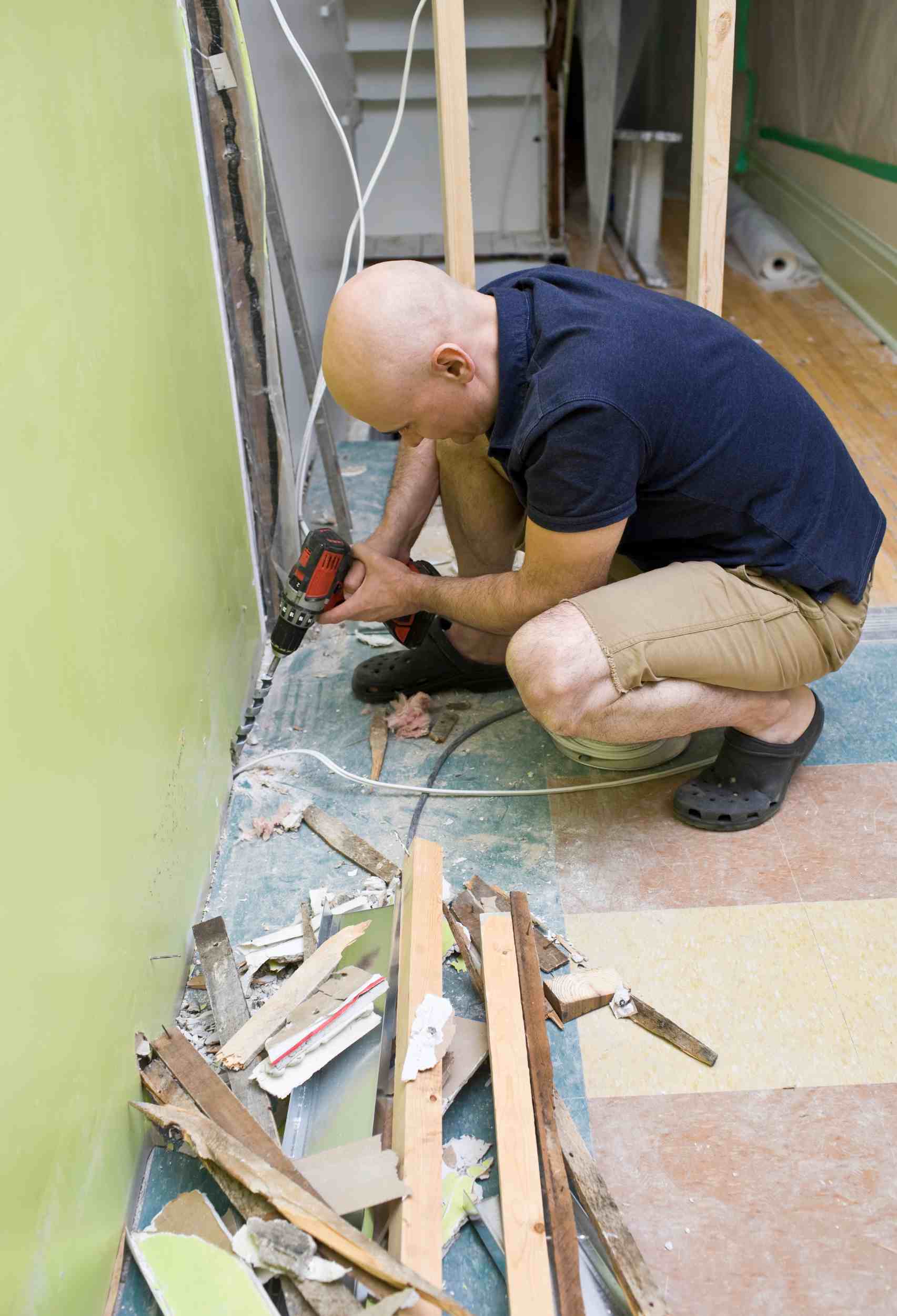 The Top 5 Home Repairs You Should Never Attempt to Do Yourself - Leave it to the Professionals!