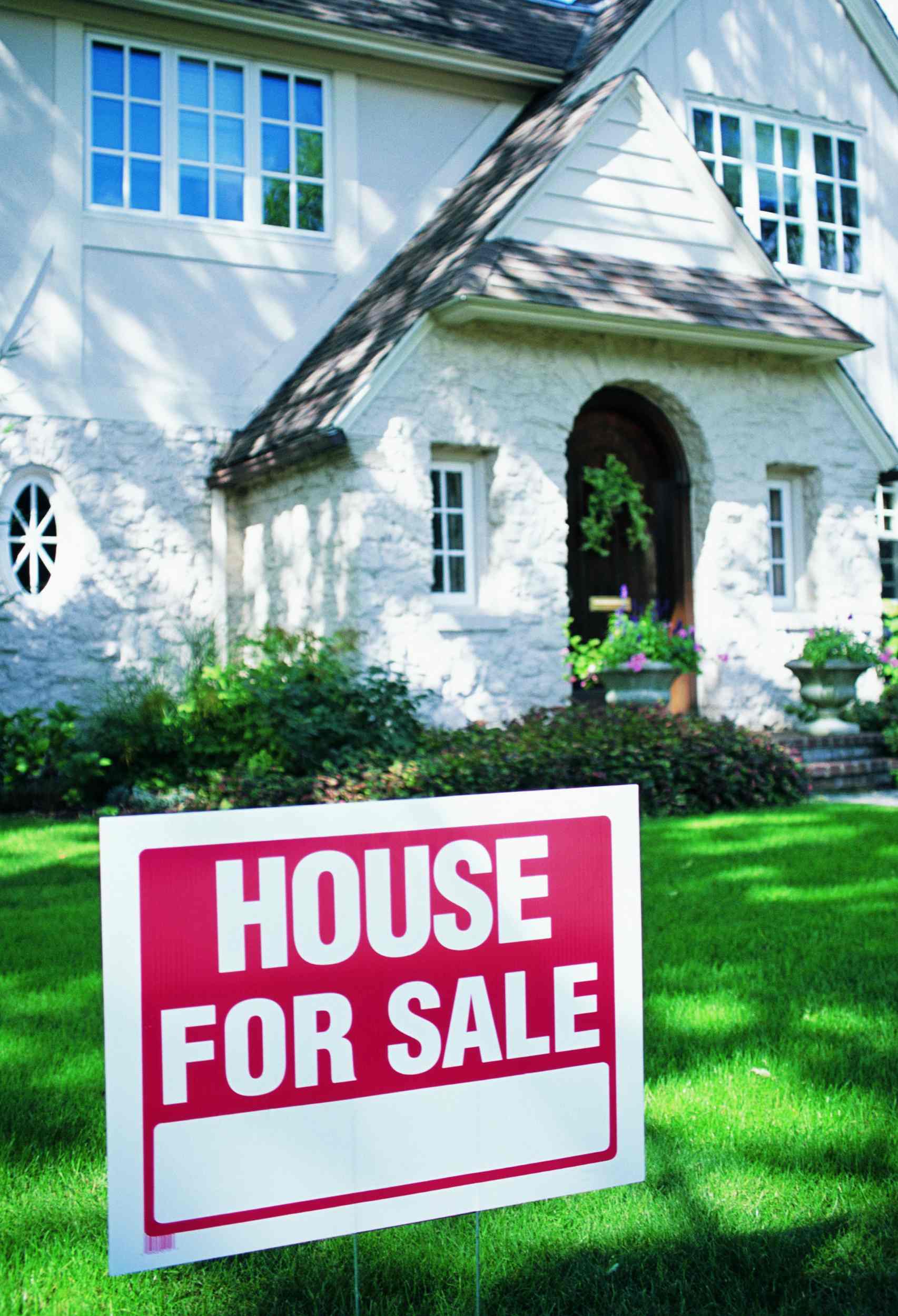 10 Things to Do Before Selling Your House