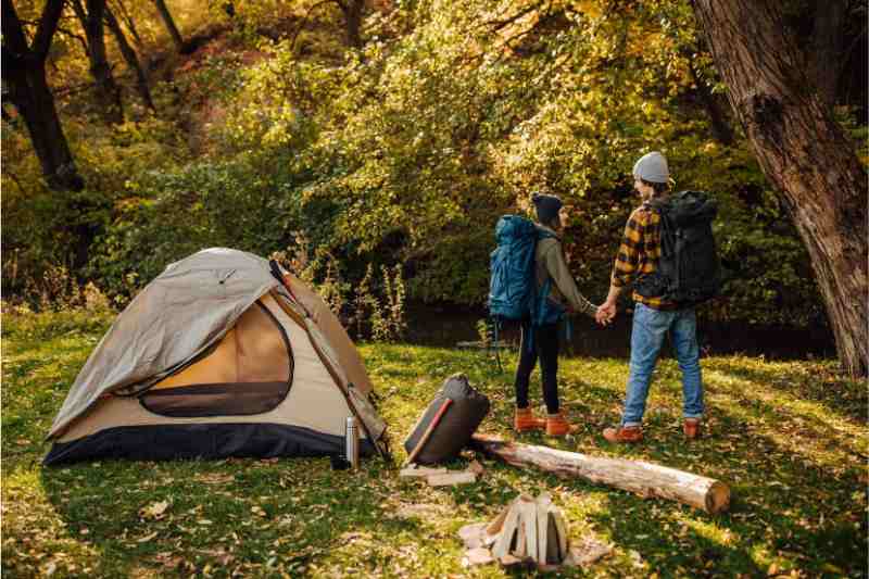6 Must-Haves Camping Essentials