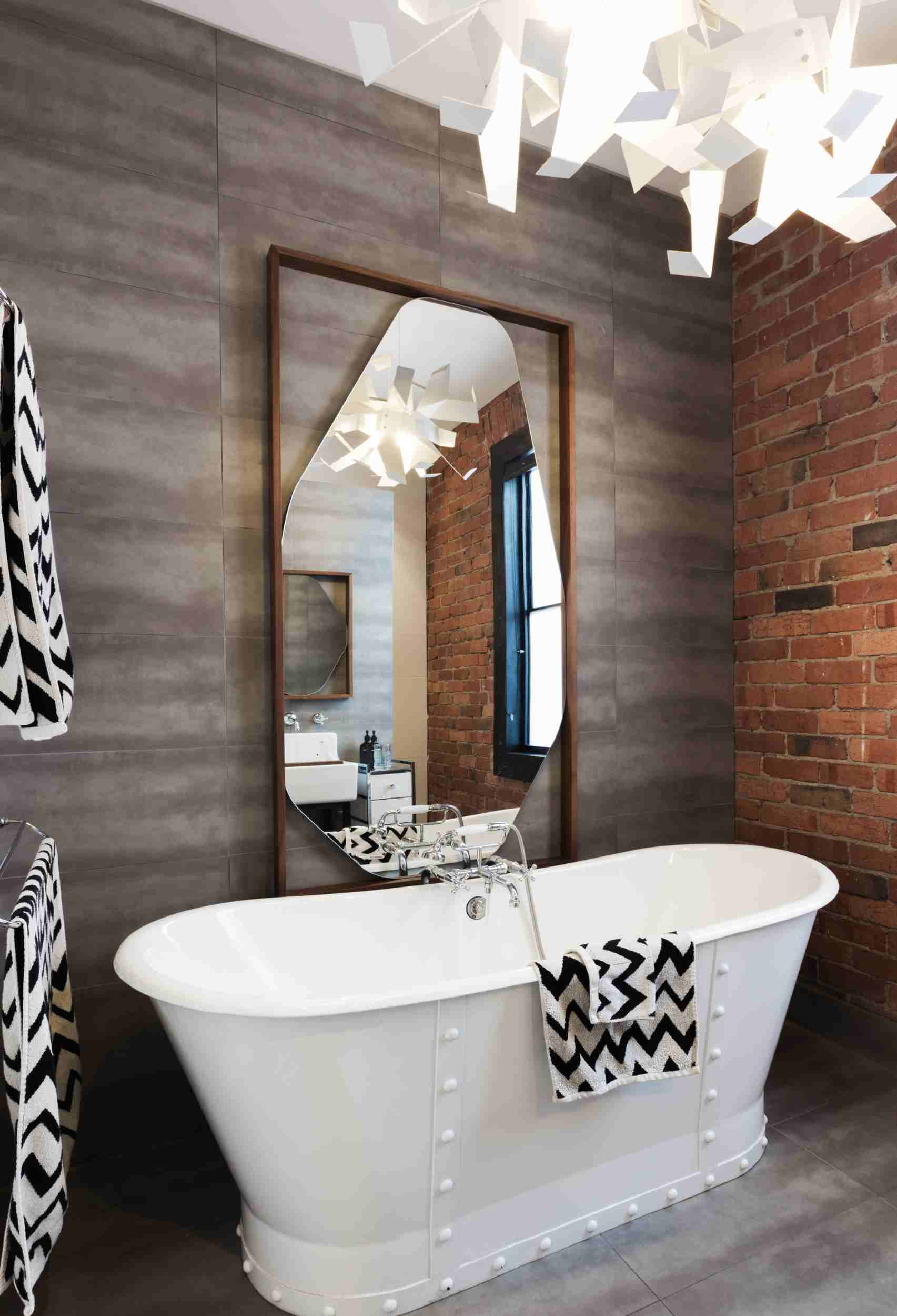 Freestanding Baths The Elegance Your Bathroom Deserves