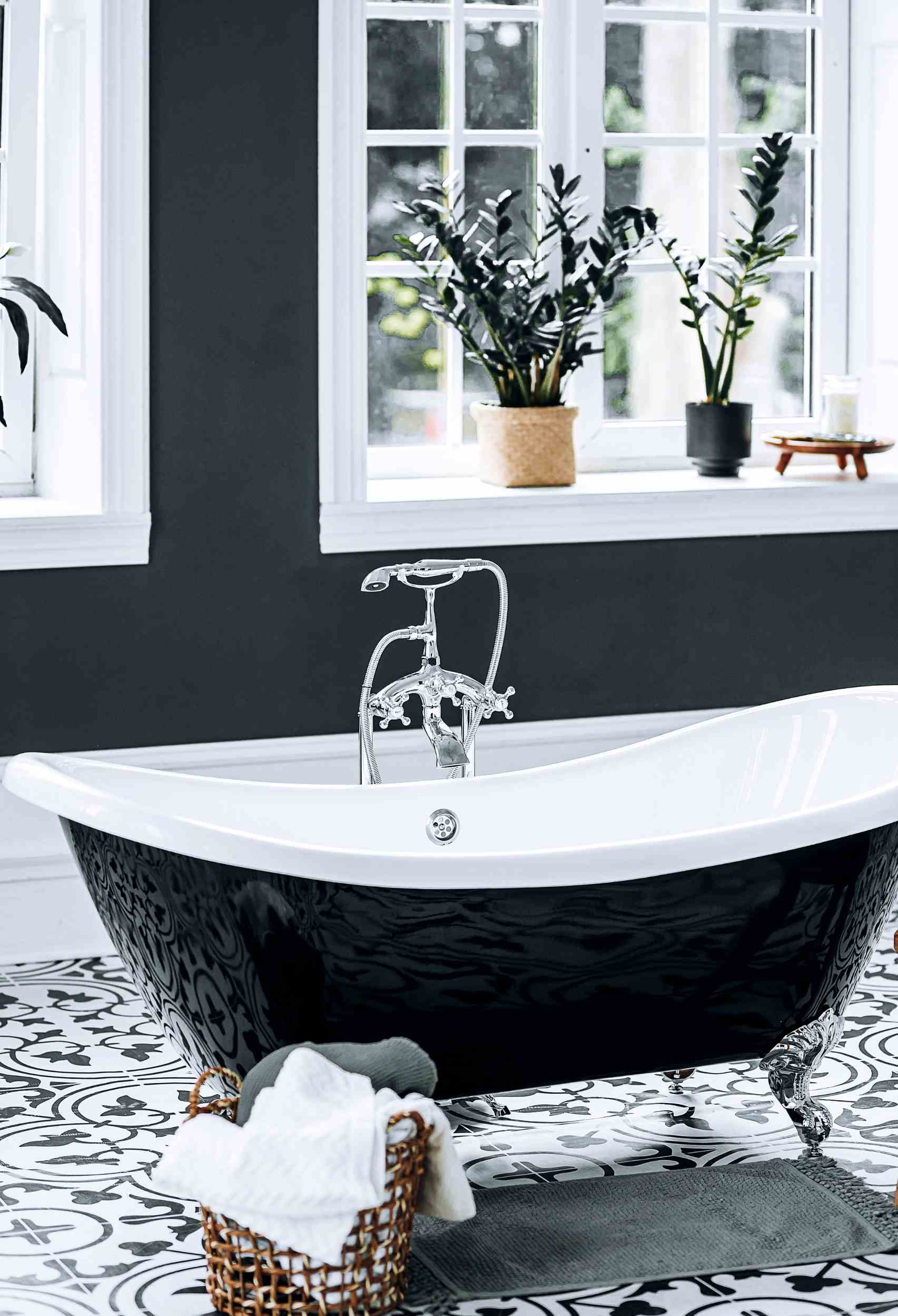 9 Bathroom Features You Need to Invest In This Year