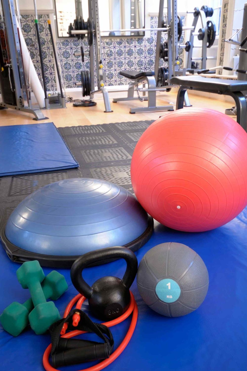 Revolutionize Your Gym Sessions with Advanced Fitness Gadgets