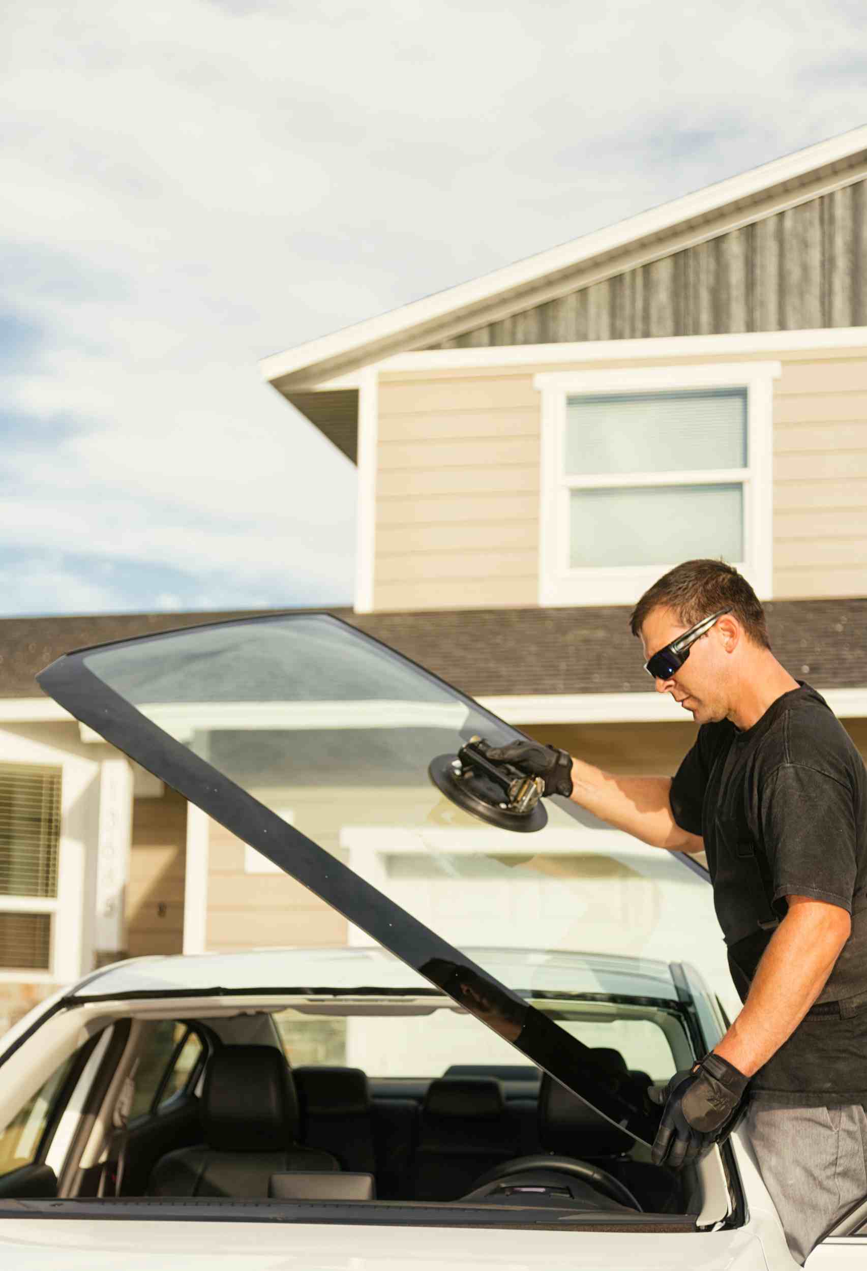 Windshield Replacement 101: Everything You Need to Know