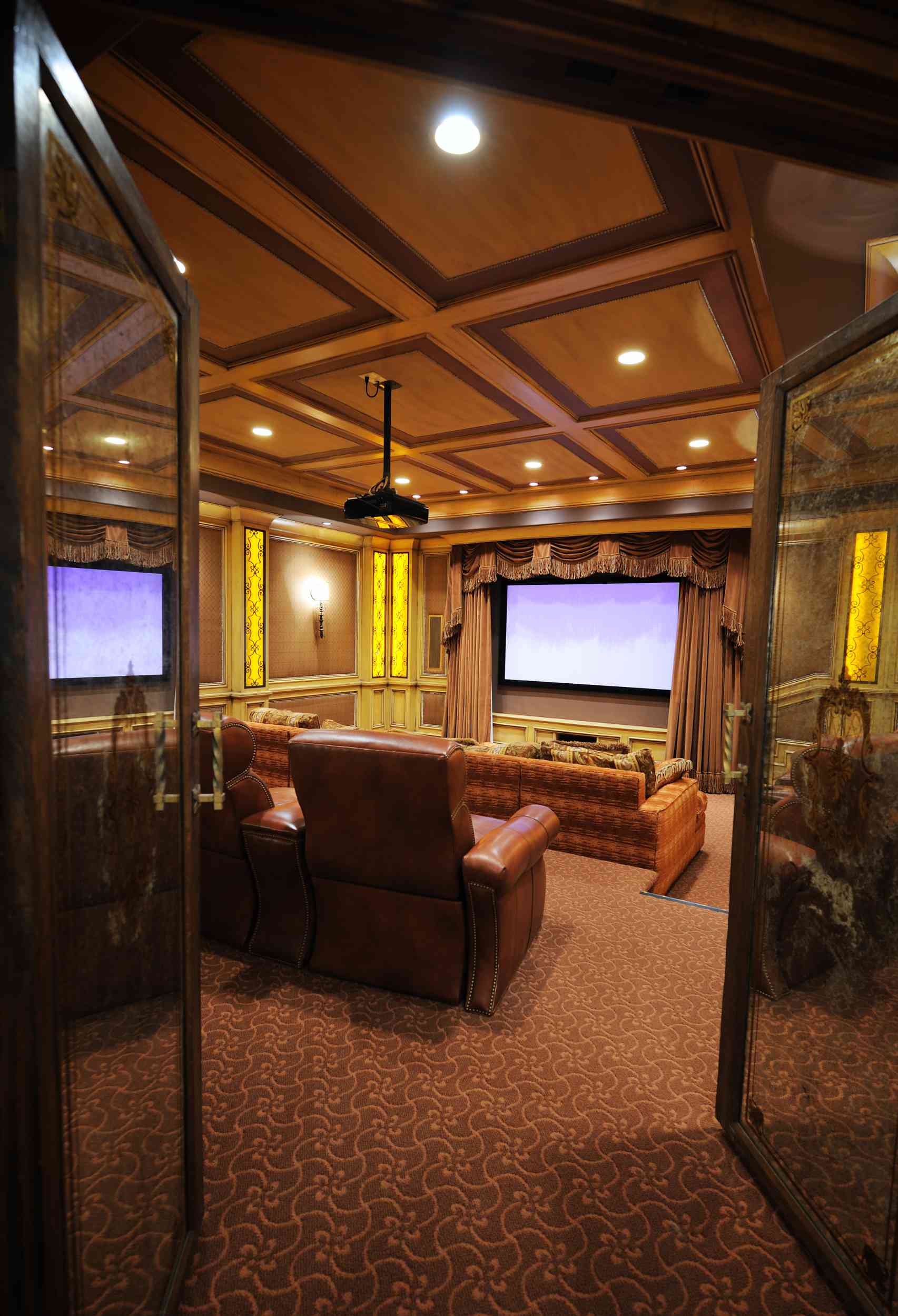 Creating the Perfect Home Theater Experience: Tips for Every Budget