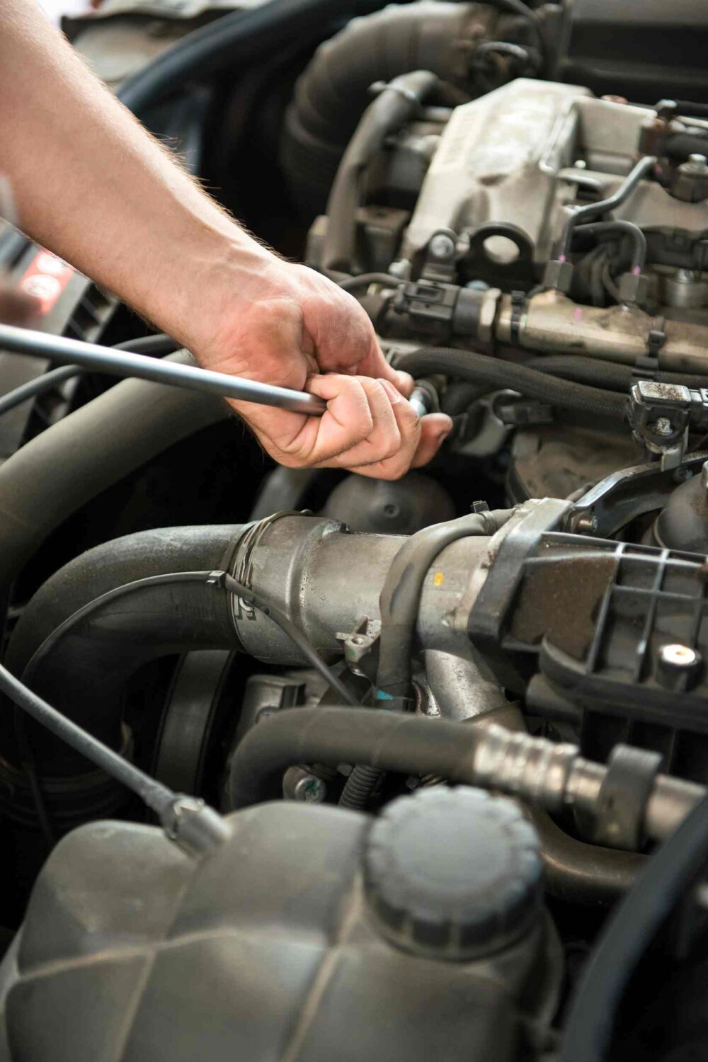 The Benefits of Learning Basic Car Maintenance