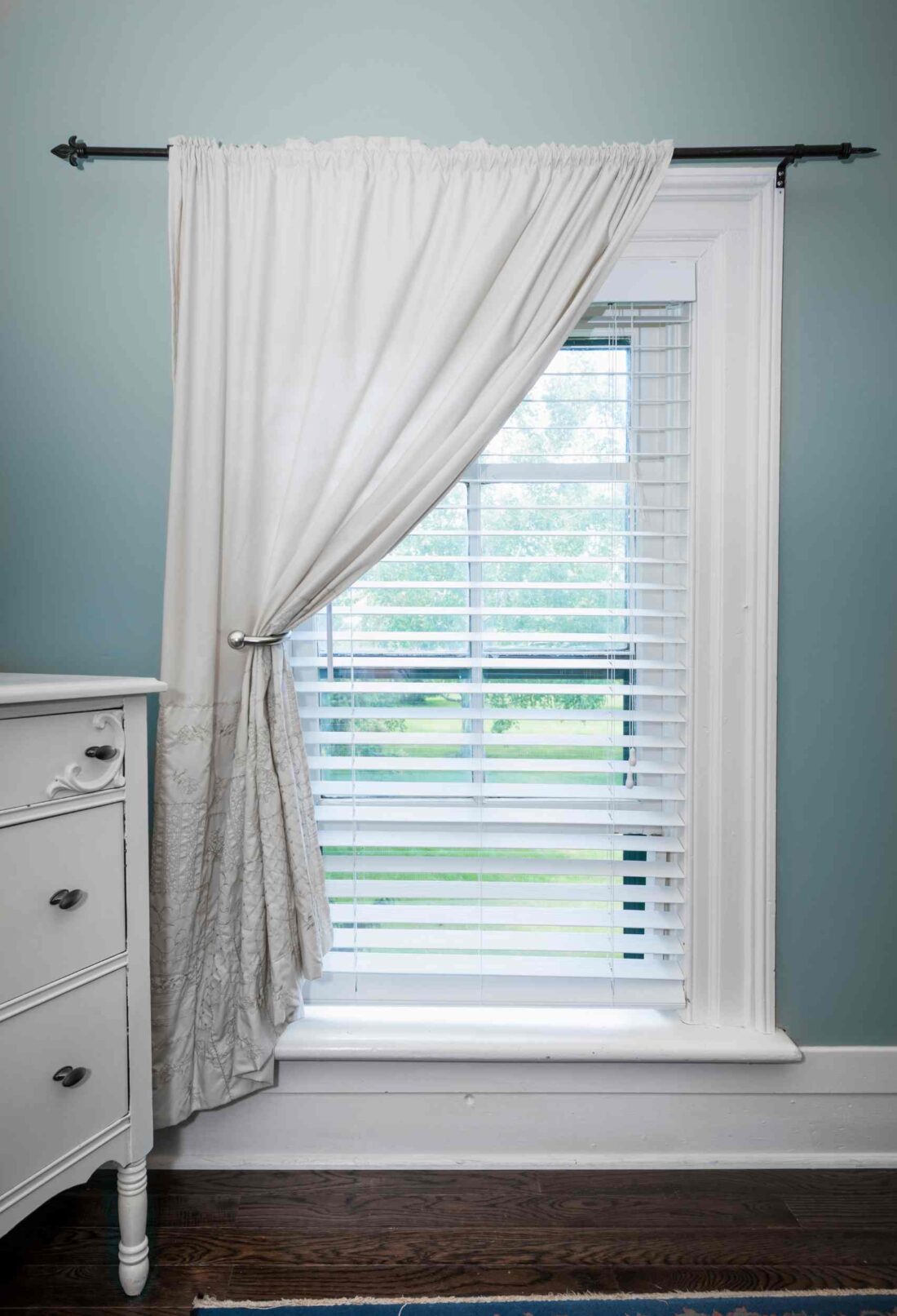 The Top 5 Benefits of Installing Custom Blinds in Your Home