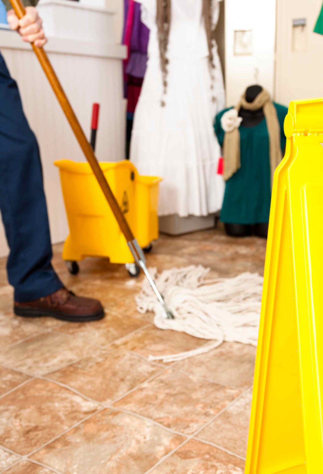 5 Essential Tips for Maintaining a Clean and Hygienic Retail Store