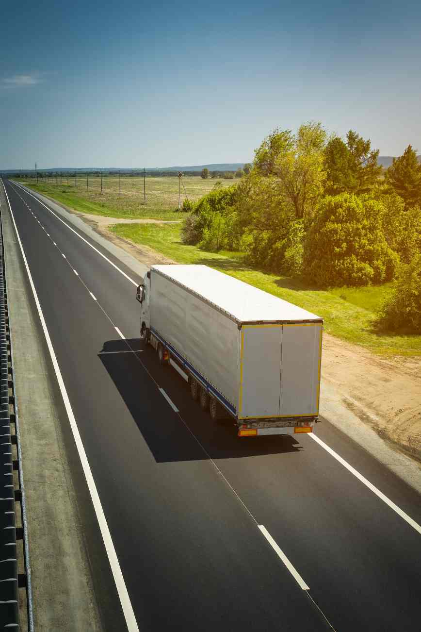 Choosing the Right Freight Trailer: Tips and Tricks for Businesses