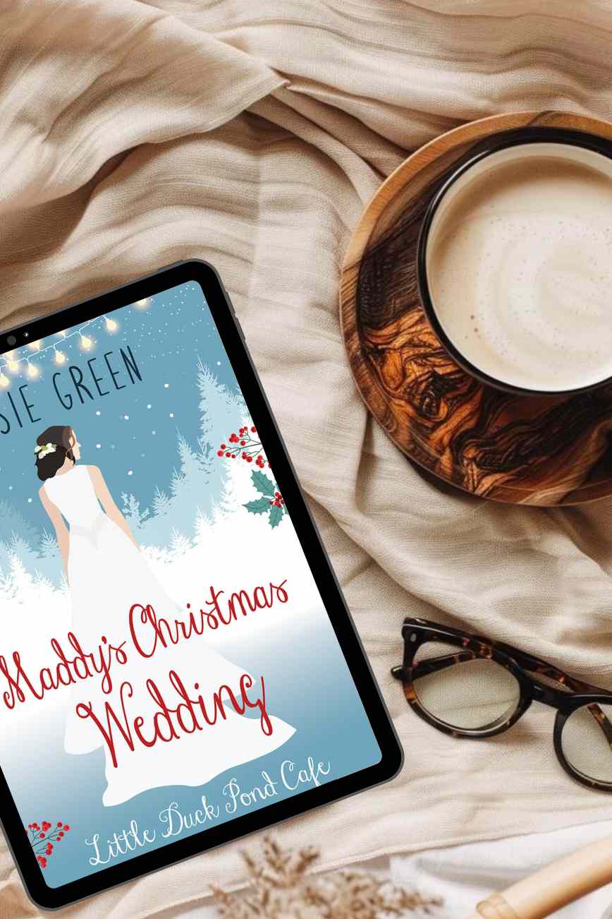 Maddy's Christmas Wedding by Rosie Green Book Review