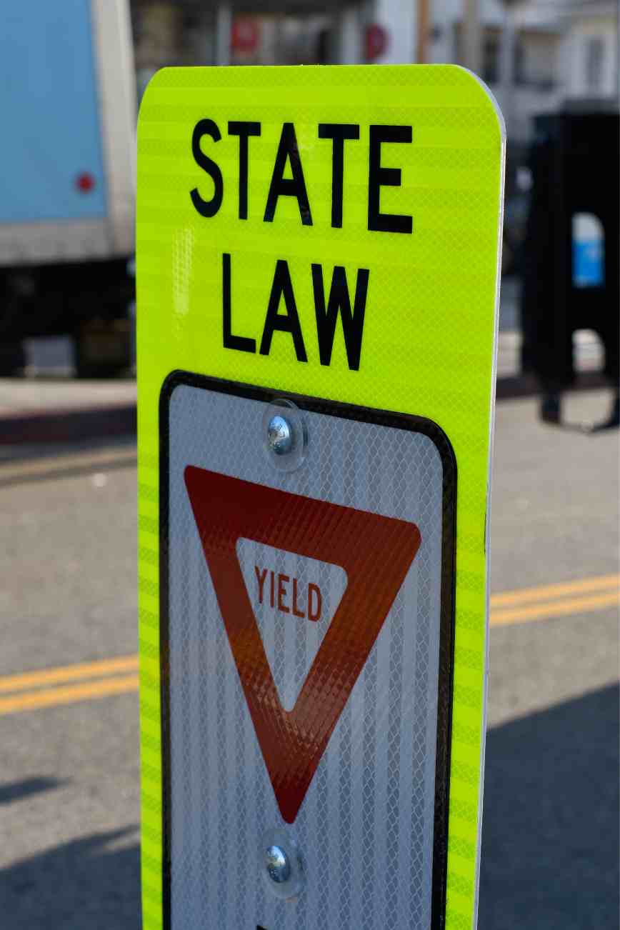 Understanding State-Specific Traffic Laws and Their Impact on Drivers