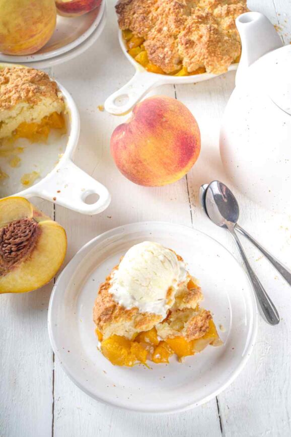 Homemade Peach Cobbler to Savor the Season