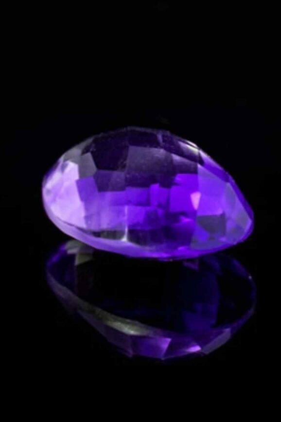 4 Reasons Why Expensive Jewellery Purchases Boost Your Overall Happiness