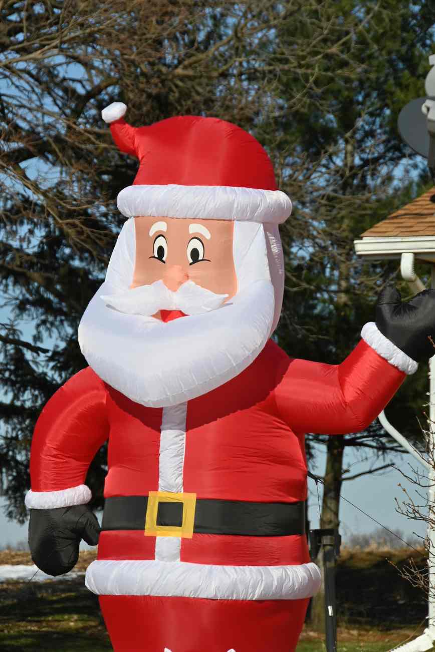 Friday Conversations: Uncle’s Inflatable Santa Saga