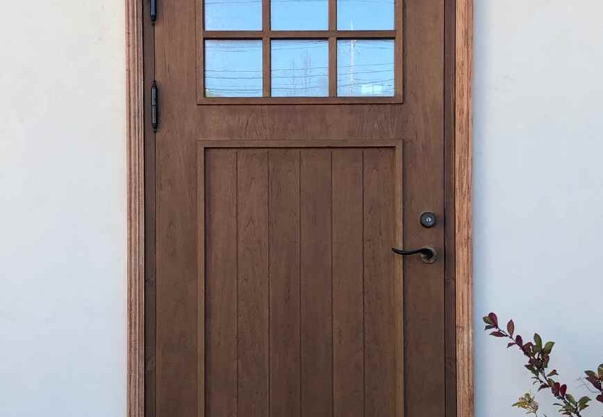How to Prepare Wood Doors for Staining That Lasts