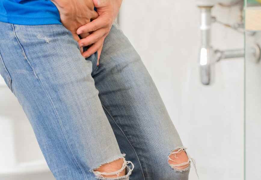 The Difference Between an Overactive Bladder and Urinary Incontinence