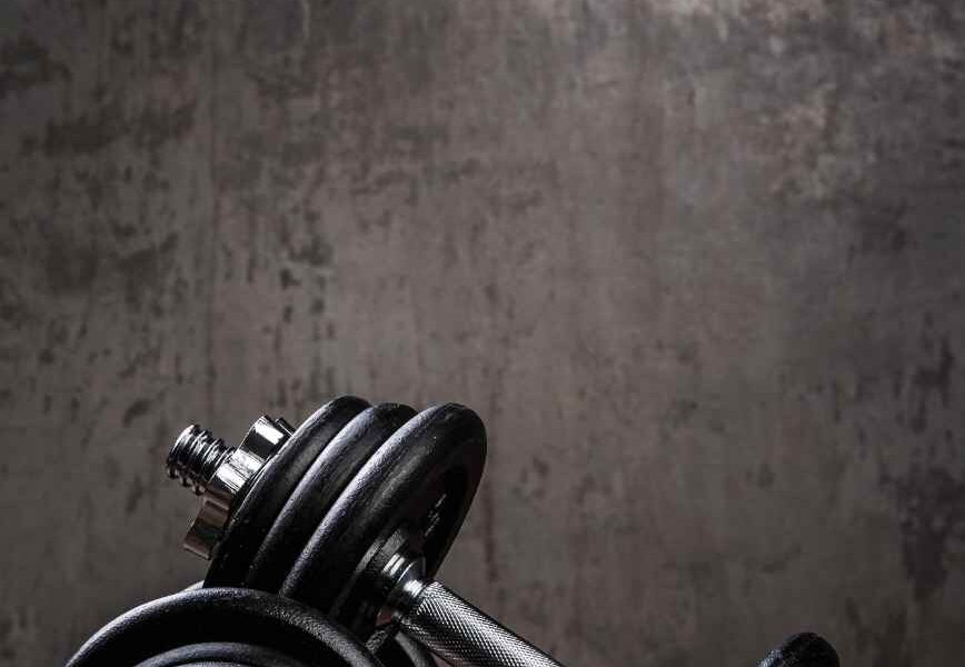 Why Dumbbells Are One of the Most Versatile Tools for Strength Training
