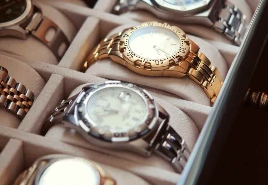 How to Choose a Reliable Everyday Wristwatch A Practical Guide to Long-Term Value
