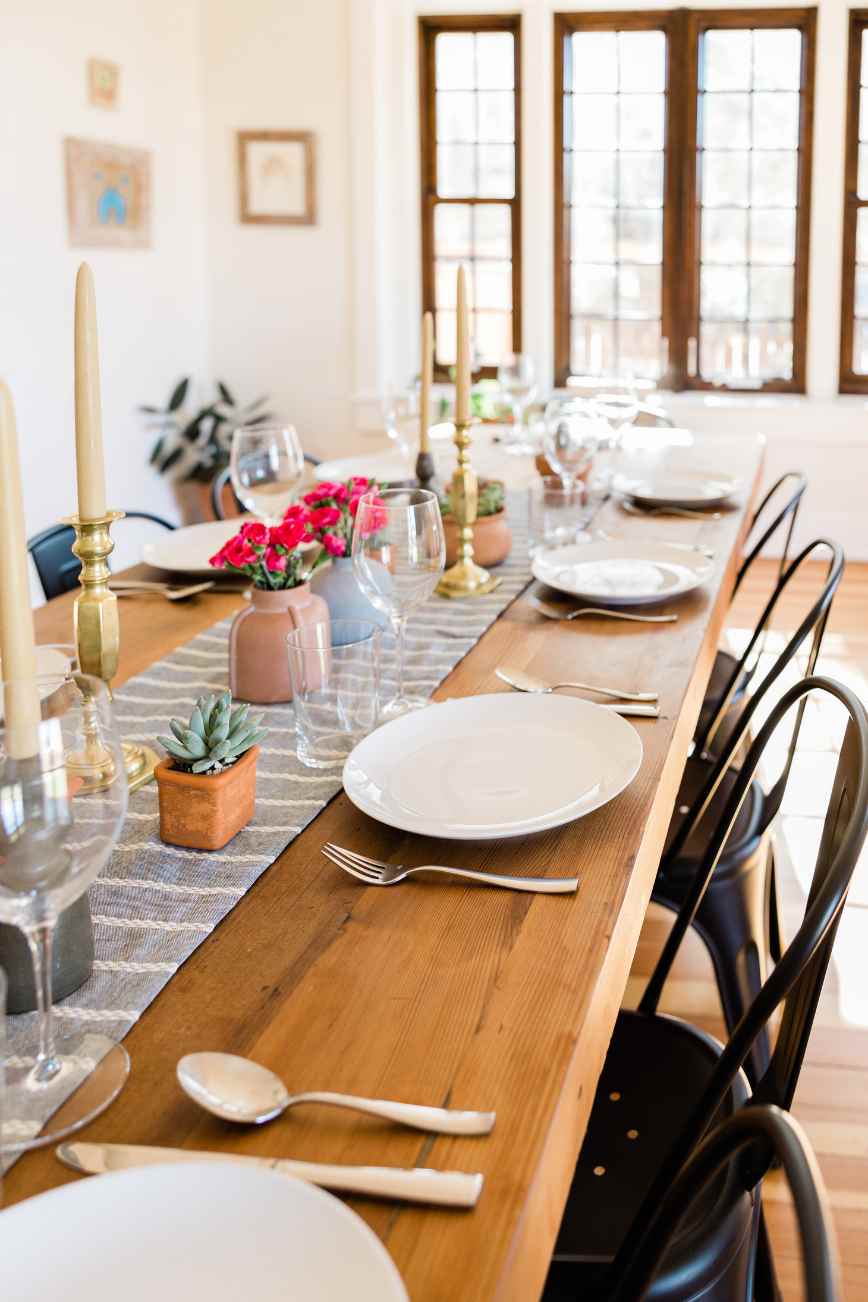 How to Plan a Dining Room That Works Every Day and for Special Gatherings