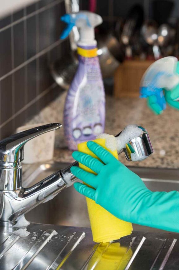 Smart Household Hacks: Efficient House Cleaning Strategies for Busy Families