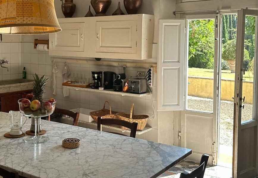 Creating a Seamless Flow Between Your Kitchen and the Backyard