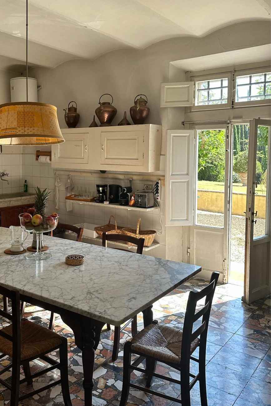 Creating a Seamless Flow Between Your Kitchen and the Backyard