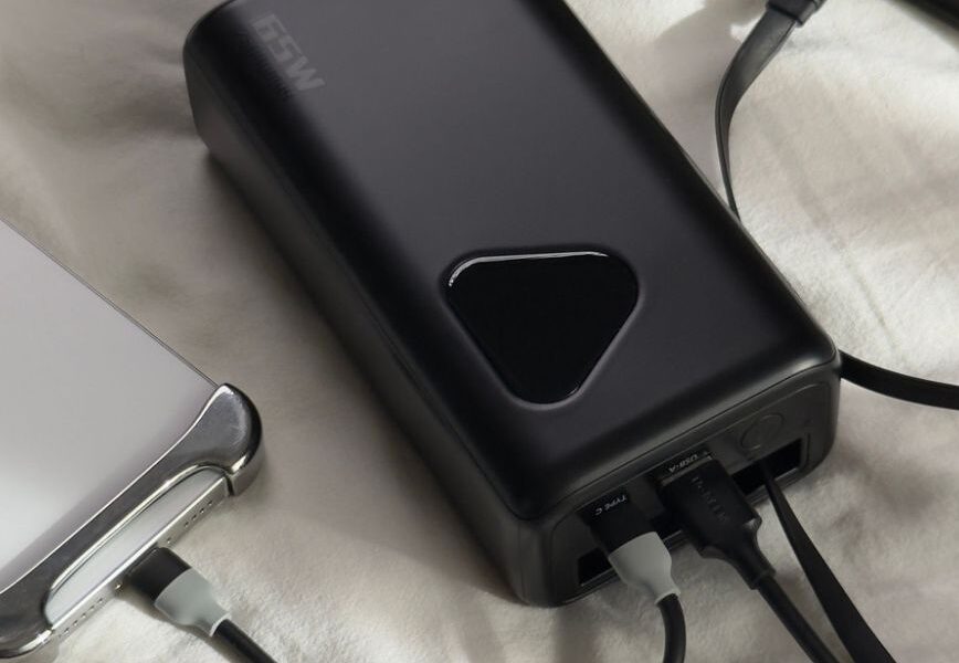 5 Magnetic Chargers to Consider for Busy Days and Family Outings
