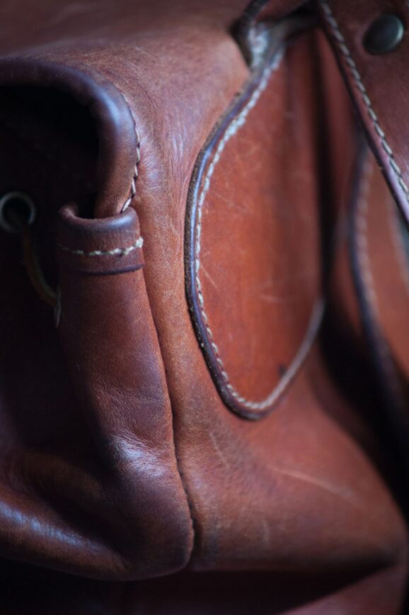 A Healthcare Professional's Guide to Choosing a Leather Work Bag