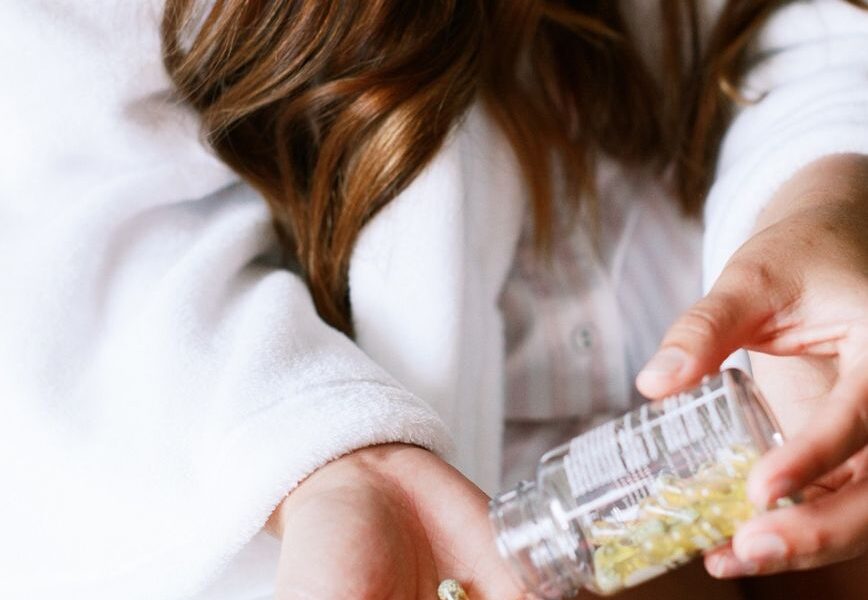 Simple Daily Care: Integrating Supplements into Wellness Routines